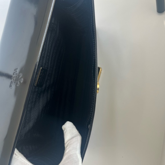 Exquisite Vintage Prada Clutch—Rare - Picture 6 of 15